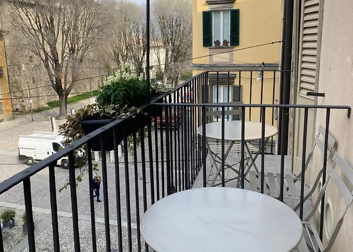 Piazza Mascheroni Бергамо